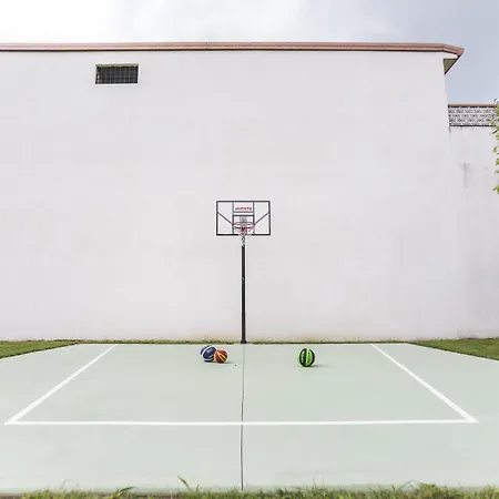 La Corte Santa Maria לינה וארוחת בוקר 4*