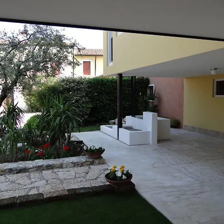 La Corte Santa Maria